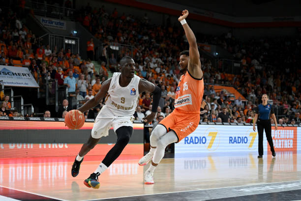 臂展和篮板 臂展和篮板