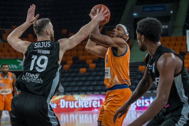 进入联盟的 进入联盟的