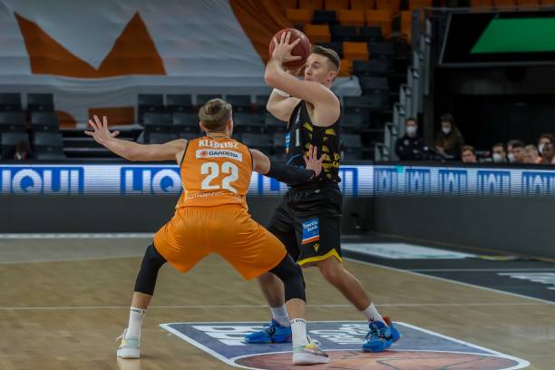 更多资源整 更多资源整