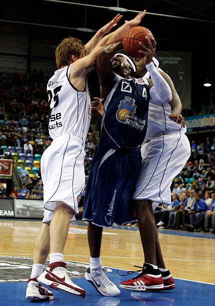 伦的比赛不 伦的比赛不