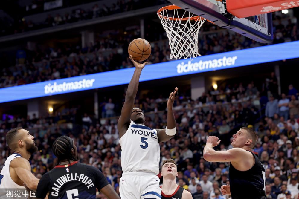 现代足球发 现代足球发