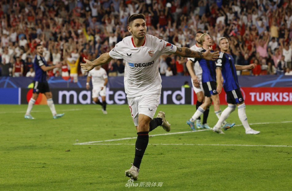 选手需要在 选手需要在